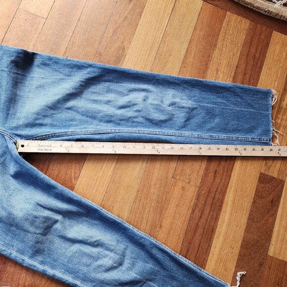 Abercrombie & Fitch "The Ankle Straight Ultra High Rise" Size 26/2 - Picture 8 of 15